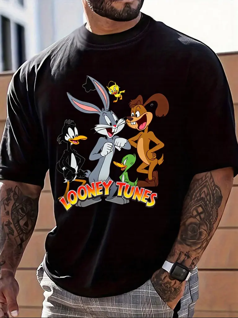 Looney Tunes Men's T-shirt, Casual Colorblock Graphic Top in Knitted Fabric with Drop Shoulders and a Scoop Neck, Tshirt, Shortsleeve