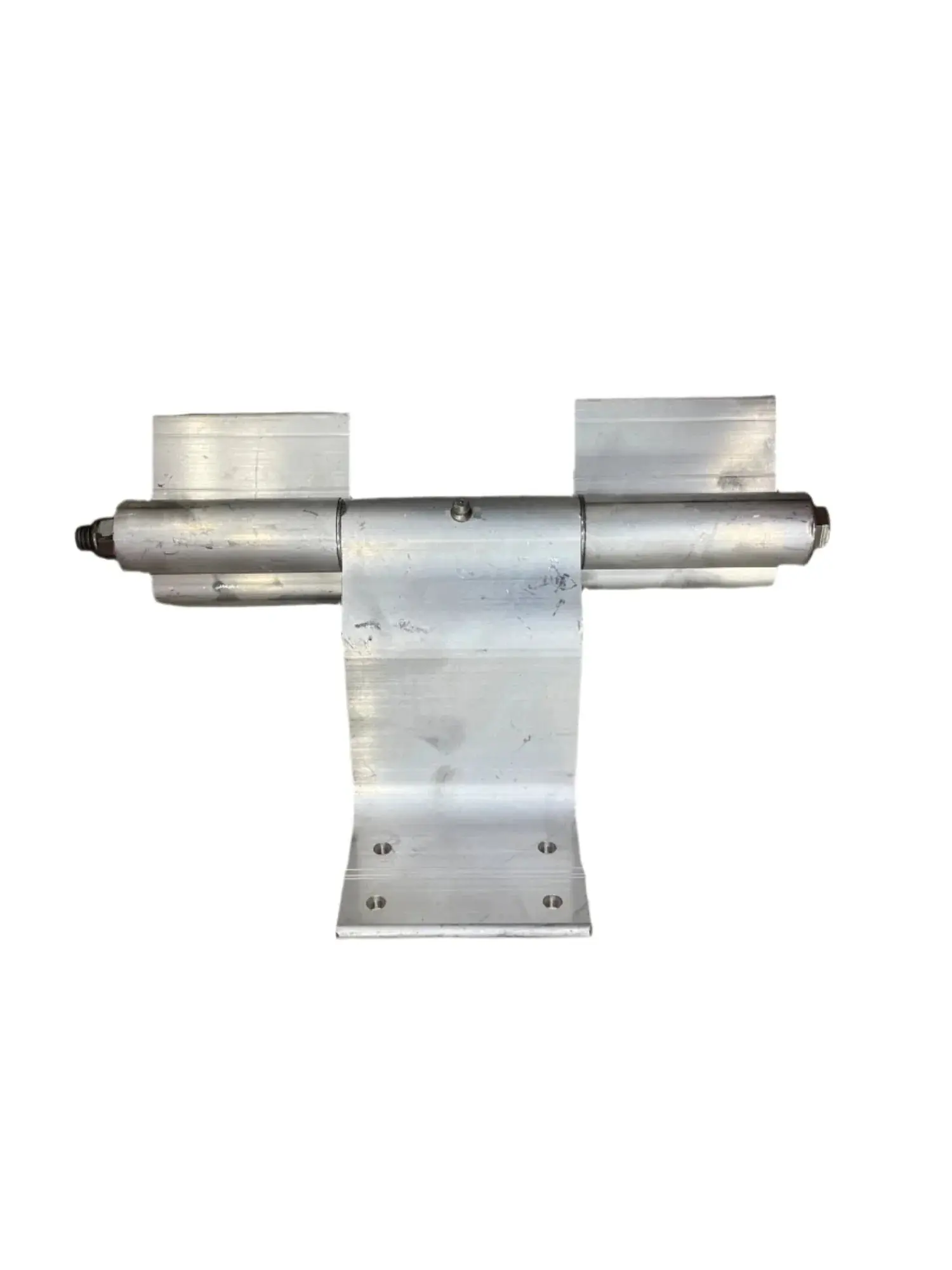 Wilson Greaseable Hinge Assembly for Livestock Trailers - Welded Mount, Durable Aluminum, Integrated Grease Zerk, Easy Greasing, Efficient Operation, Longevity