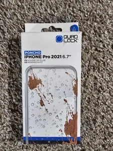 quad lock iPhone pro 2021 6.7" poncho NIB Old Stock