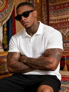 Men's Stretch Knit Jacquard Short Sleeve Polo Shirt, Classic Fit Casual Golf Polo for Everyday Use, Lightweight Comfortable Design