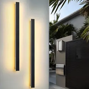 Outdoor LED Wall Lamp IP65 - A waterproof lighting device suitable for various outdoor spaces such as garden patios and courtyards. Made of acrylic and stainless steel, it is a dimmable wall lamp.