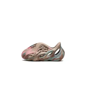 Yeezy Foam Runner Infant "Yeezy - MX Sand Grey" GY3971