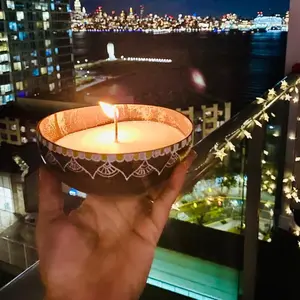 Agni coconut shell candle