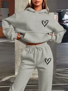Women's Heart Print Hoodie Sweatshirt Set, Long Sleeve Casual Drawstring Pullover, Loose Fit, Fall & Winter Wear
