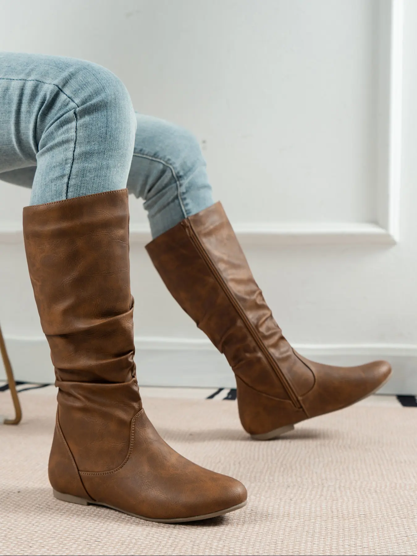 Women's Minimalist Loose-Fit Boots, PU Leather Fashion Boots, Solid Color Knee-High Boots, Equestrian Style, Plus Size, Western Boot