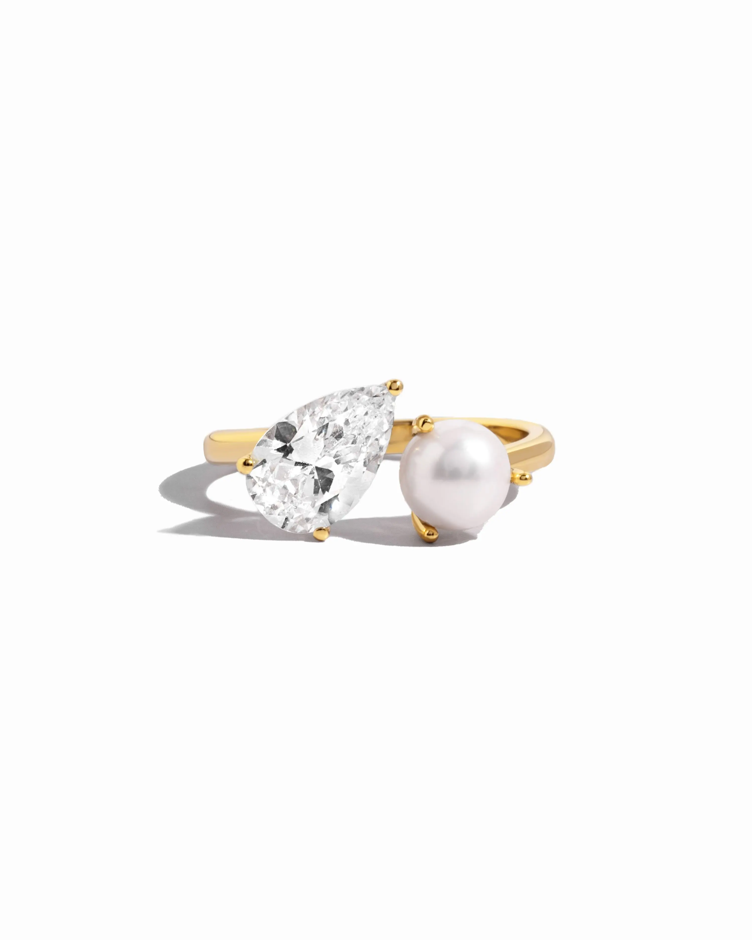 Sami Jewels Toi et Moi Pearl Ring for Women, 925 Sterling Silver Plated with 14k Gold, Sizes 4-10, Hypoallergenic and Nickel-free, Pearl Jewelry, Unique Engagement Ring, Ideal for Everyday Wear, Adjustable Fit
