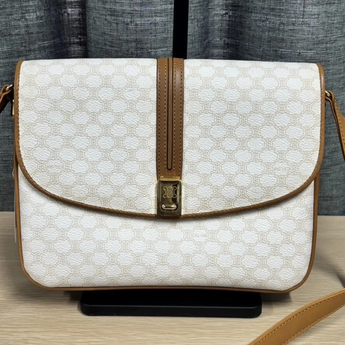 Pre-owned Celine As Shown Shoulder Bags Vintage White Macadam Triomphe Shoulder Bag 18337