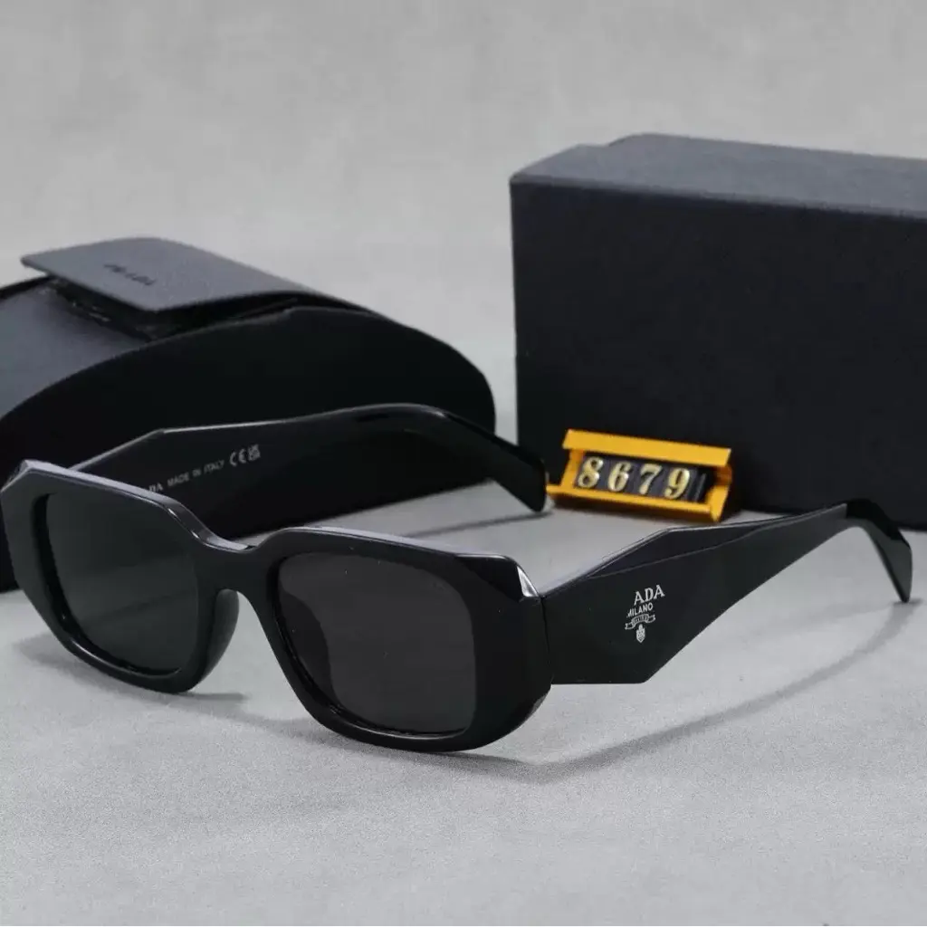 [On Sale] Unisex Retro Black Sunglasses – Bold Square Thick Frame Fashion Eyewear, Vintage Inspired Dark Lens Shades for Driving and Outdoor Wear