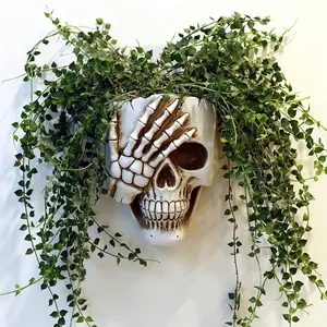 Resin Skull Hanging Plant Pot, Lightweight Painted Garden Planter with Hanging Rope, Gothic Style Flower Container for Indoor Outdoor Balcony Patio Plant Decor, Halloween Dark Theme Ornament