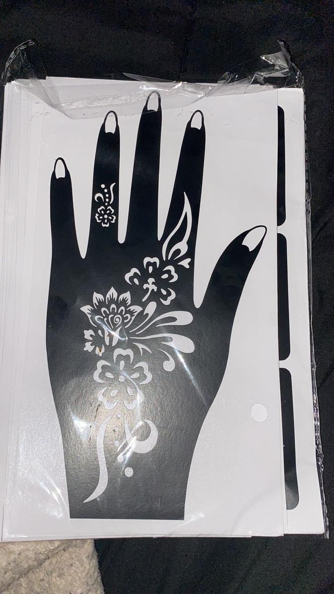 Item: Black, one-size