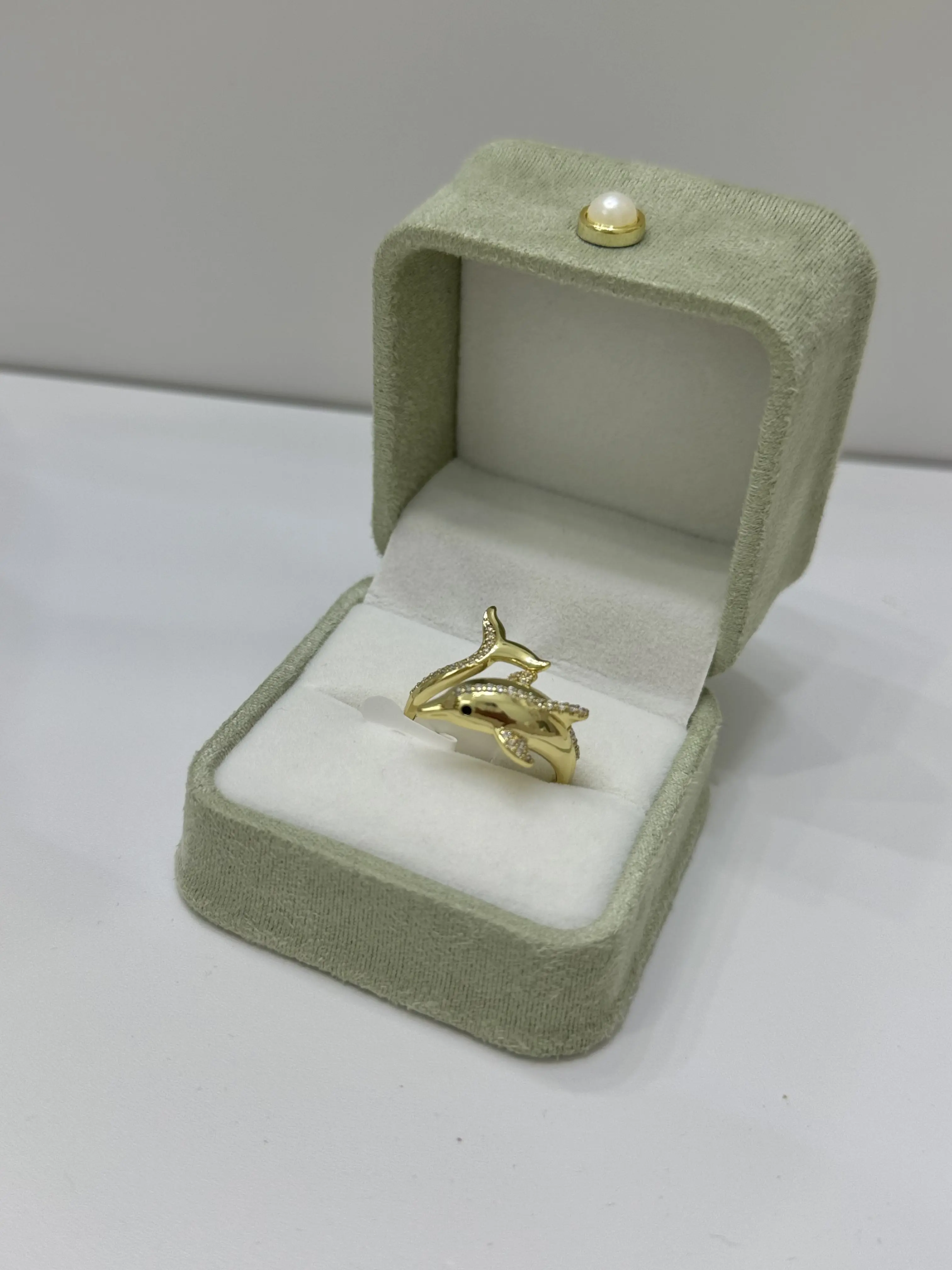 14k Gold Plated Dolphin Ring, Fashion Costume Jewelry Accessory