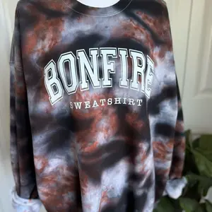 Bonfire Ice Dye Crewneck Sweatshirt