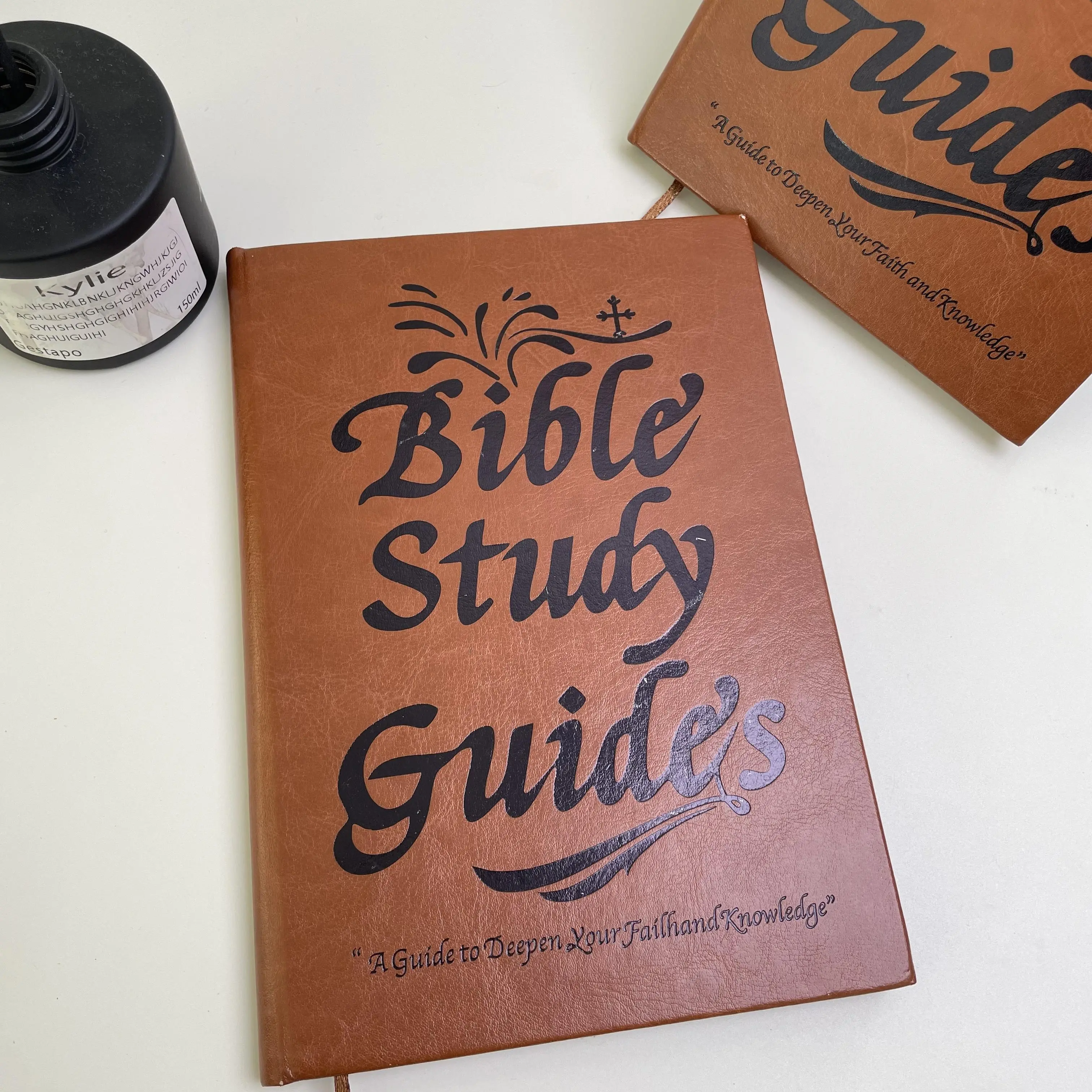 Women's 66-Page English Text Bible Study Guide & Devotional Journal, PU Leather Cover Notebook with ESV Scripture Summaries, Daily Reflections, Prayer Notes, Beginner-Friendly Spiritual Growth Christian Gift (Brown)