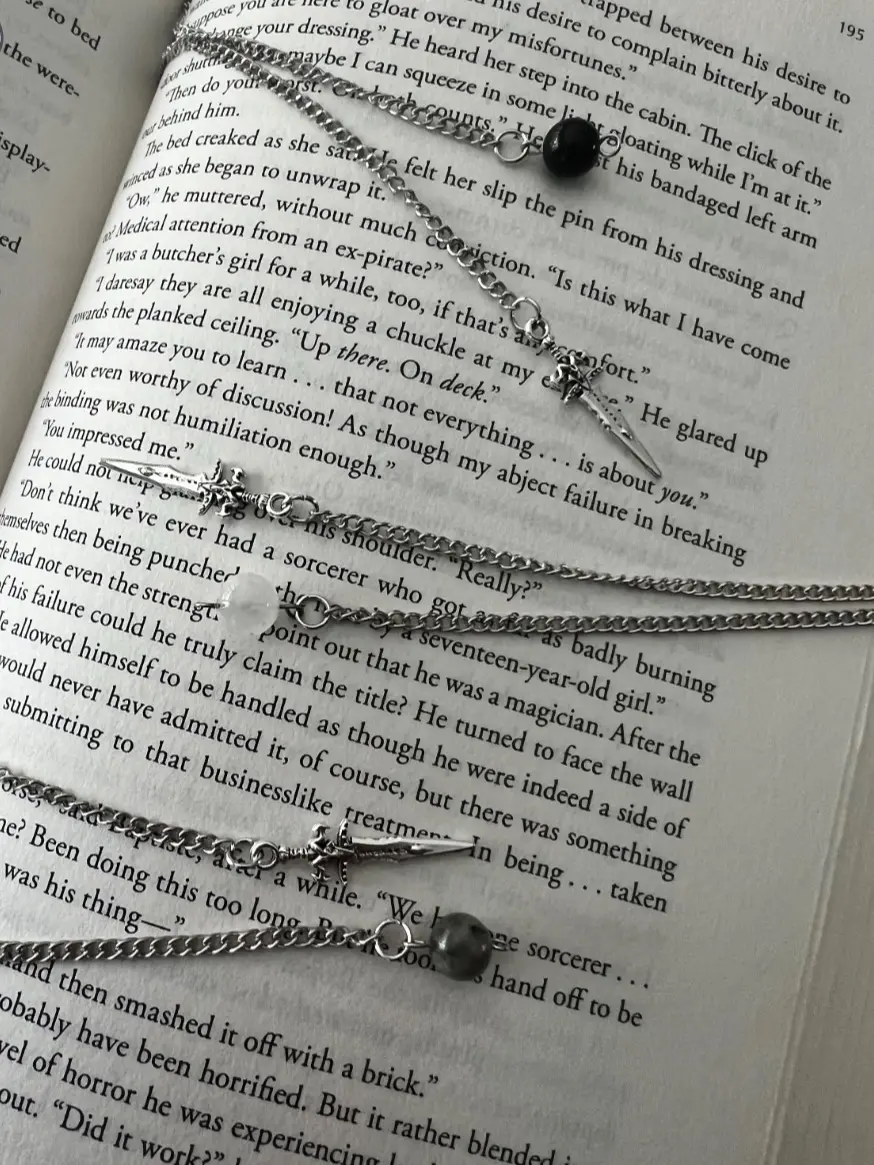 Handmade Silver Dagger Fantasy Chain Bookmark | Reading Accessory