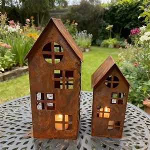 Vintage House Shaped Candlestick Holder, Creative Rustic Iron Craft, Perfect for Christmas Decor & Garden Decoration, Vintage Candle Stand