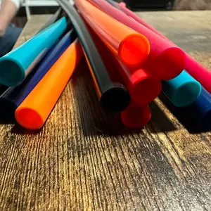 Color straw