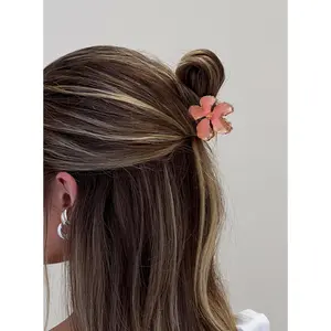 Luhna Floral Claw Clip Orange