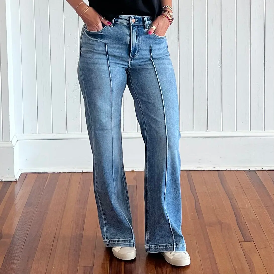 Risen High Waist Wide Leg Pintuck Jeans - Medium
