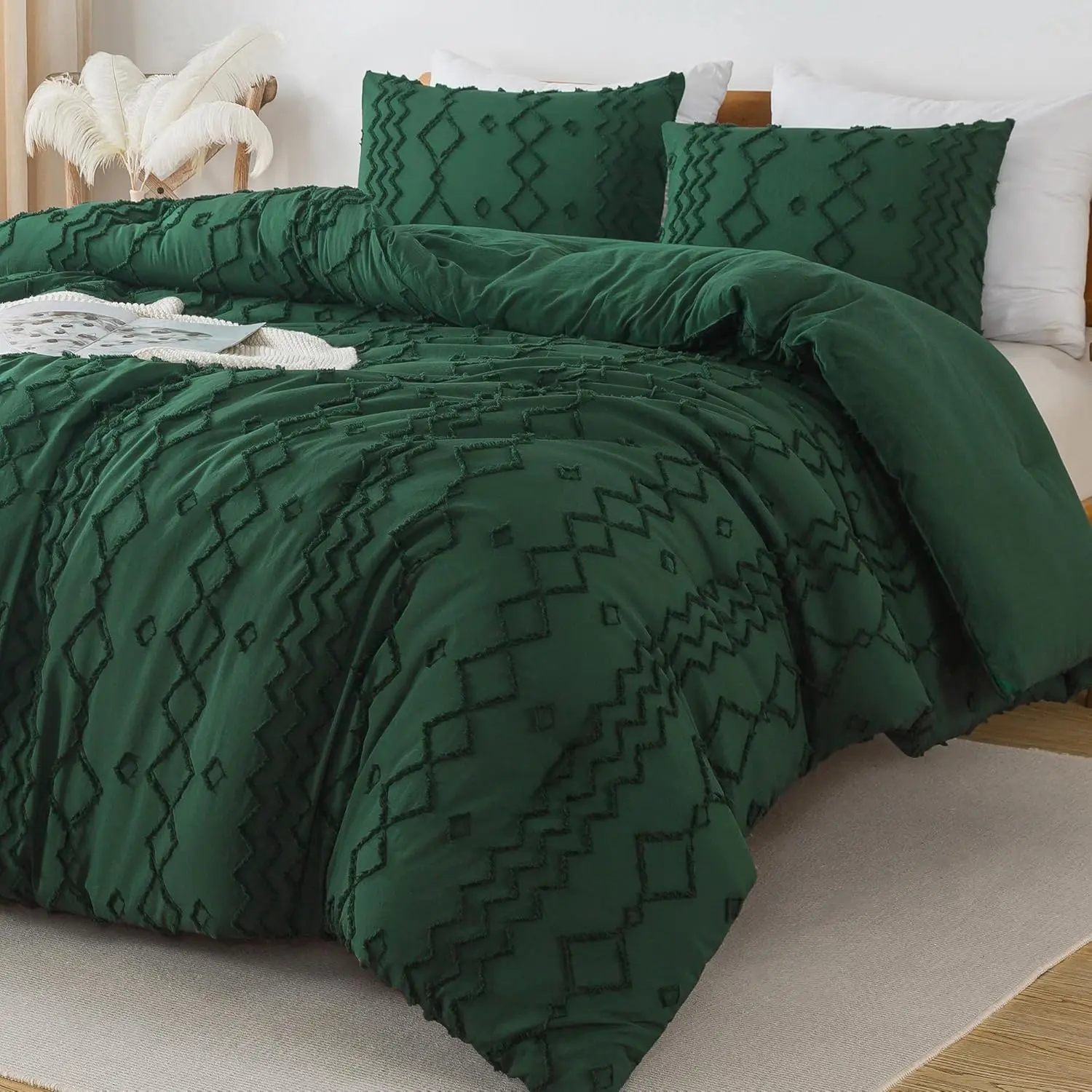 King Size Down Comforter Set, Three-Piece Deep Emerald Green Bohemian Tufted Geometric Vintage Bedding, Soft and Fluffy Country-Style Bedding Set, Jacquard Textured All-Season Down Comforter (104x90 inches) Pattern Duvet Cover bag seersucker bed Tree
