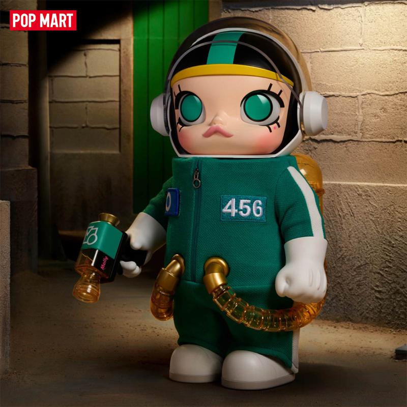 POP MART MEGA SPACE MOLLY 400% + Action Figure Squid Game Set