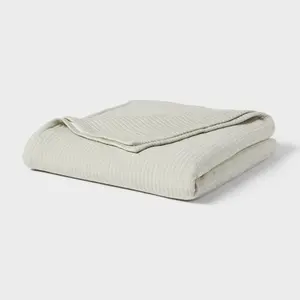 Full/Queen Matelasse Bed Blanket Sage Green - Threshold