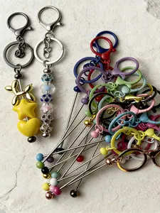5-Piece Random Color Beaded Keychain Set & 20 Assorted Beads for DIY Key Chain Making, Handmade Decorative Accessories