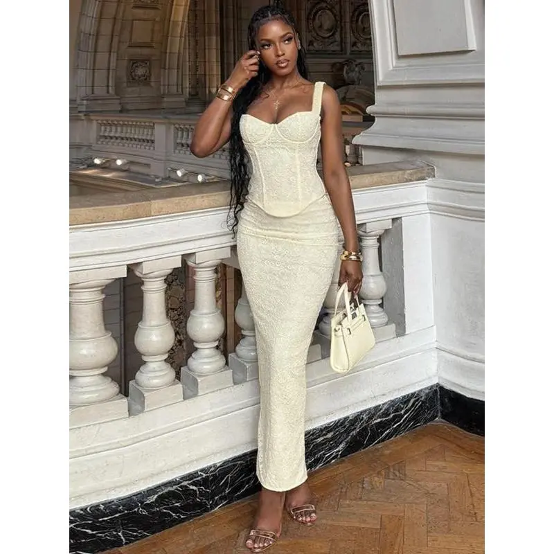 Bodycon Dress And High Heels How To Wear Bodycon Dresses (Outfit Inspiration) Sarah Freia Bodycon Dress And High Heels How To Wear Bodycon Dresses (Outfit Inspiration) Sarah Freia