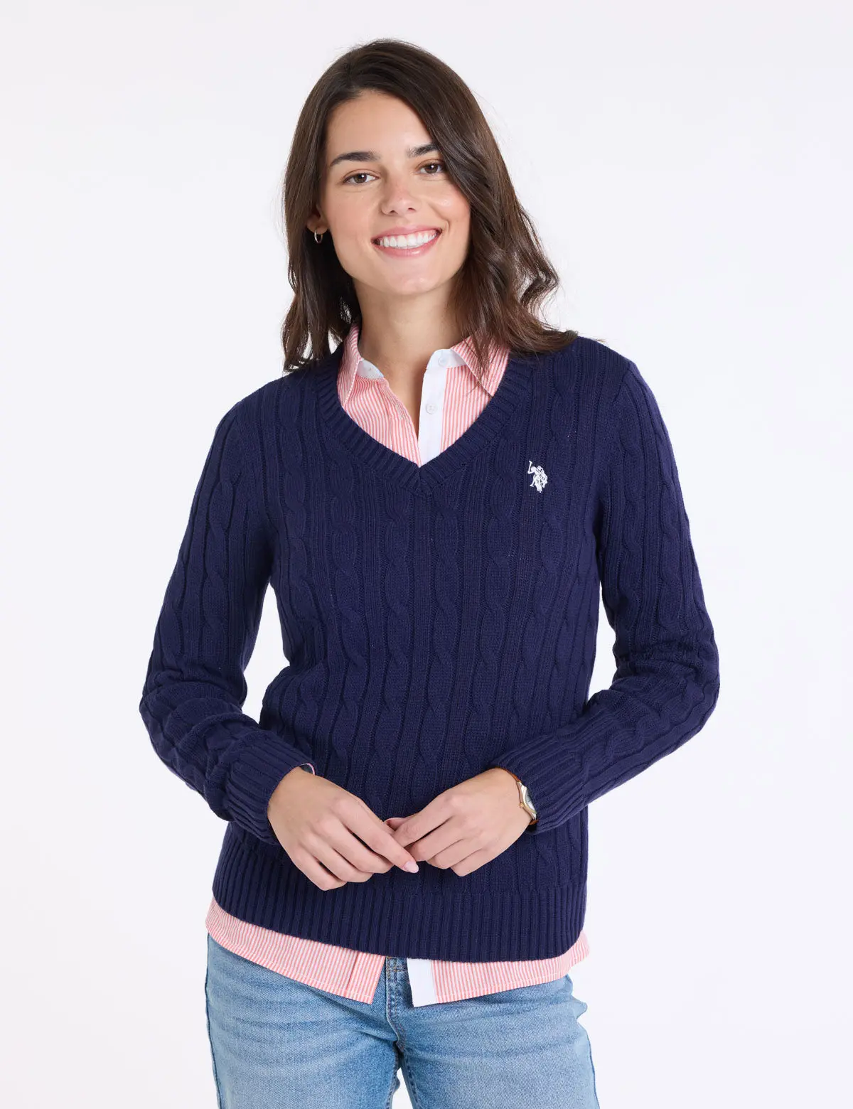 CABLE V-NECK SWEATER