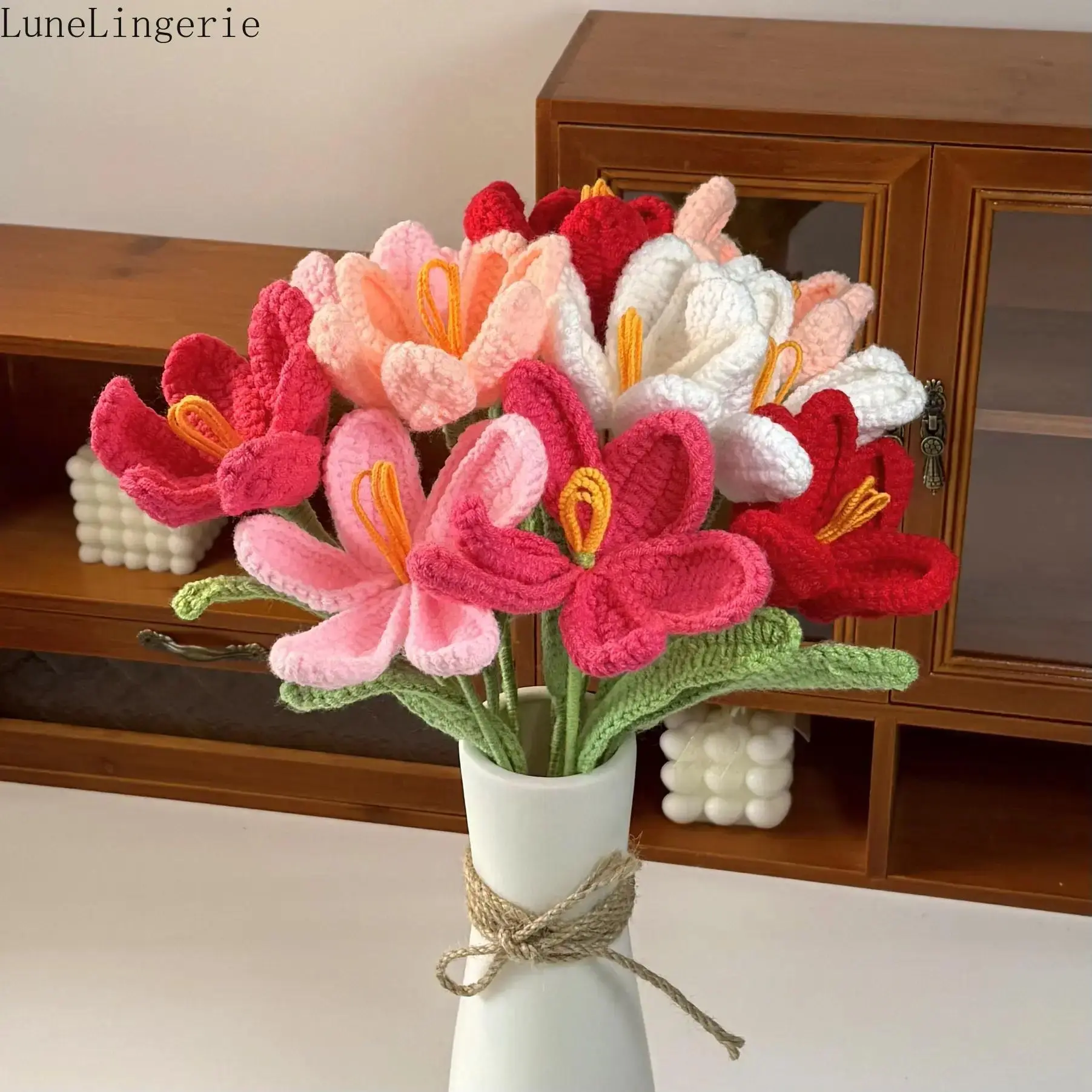 Lune Handmade Crochet Flower without Vase, Tulip Flowers Bouquet, Mother's Day Gift, Artificial Flower, Gifts for Girlfriend, Room Decor for Girls, Decorative Flower for Mom, Friends