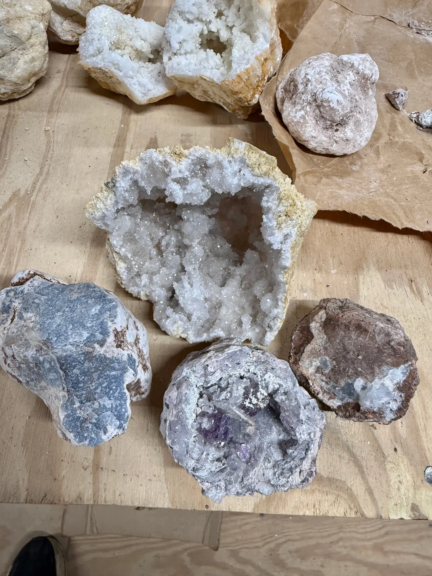 THE ULTIMATE GEODE BUCKET NATURAL CRYSTAL AMETHYST, CHALCEDONY, QUARTZ, ANGELITE