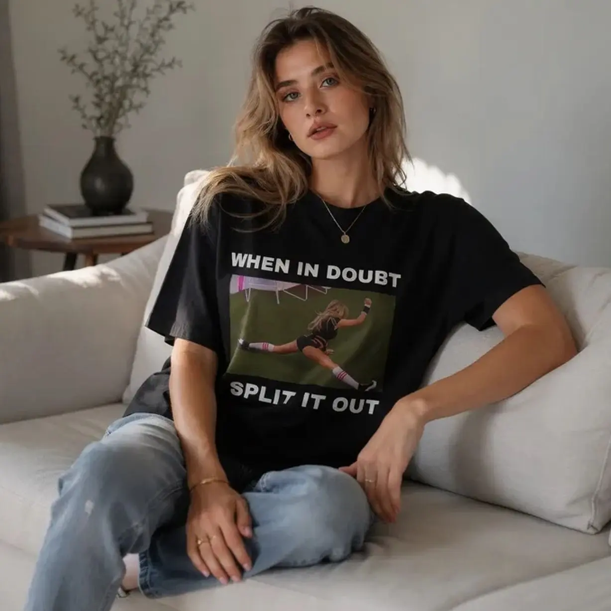 Love Island Kenzie Angry Splits T-shirt, gift for fans 2FA7Y