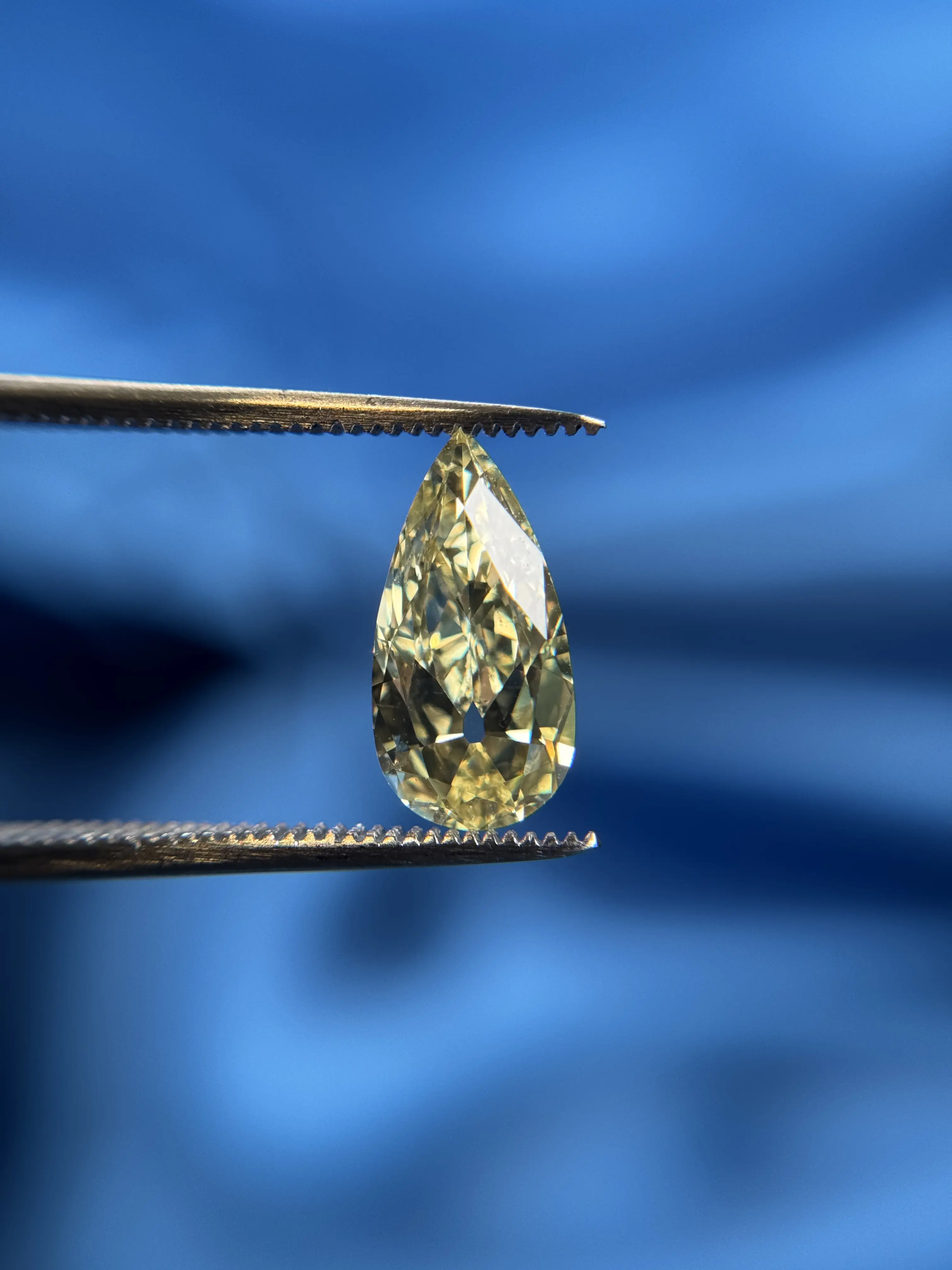 Lab Grown Diamond Pear Modified Brilliant Cut – Fancy Yellow, VS 2, IGI Certified Loose Diamond