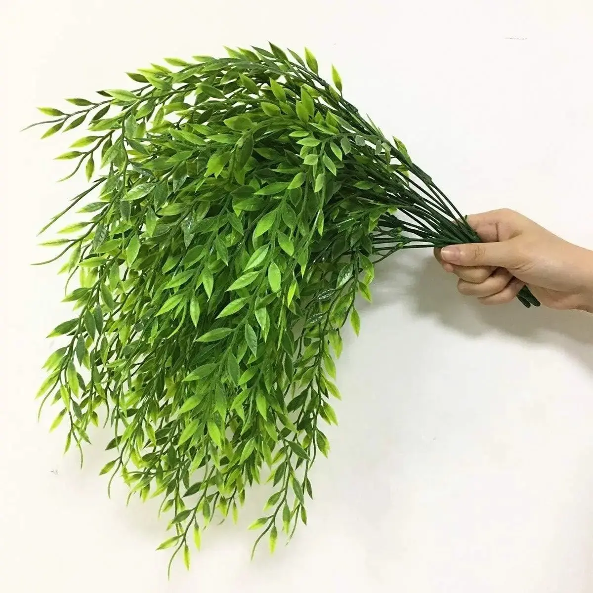 8 Pack Fake Weeping Willow Branches for Garden Decoration, UV Protected Faux Greenery Vines for Wedding and Party, Artificial Ivy Wreaths, Faux Hanging Plant, Decorative Artificial Plants
