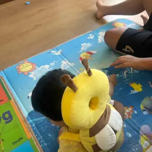 Baby Head Protector Cushion Backpack for Walking & Crawling, Bee Design Baby Walker Head Protection Backpack, Adjustable Safety Pad for Crawling Toddlers