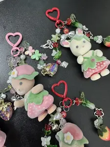 [XMAS GIFT] Handmade Strawberry Christmas Keychain | Cute Holiday Gift | Aesthetic Bag Charm | Festive Accessory