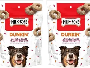 Milk-Bone Limited Edition Dunkin' Vanilla Glaze Flavor Biscuit Dog Treats, 8 Ounce (Pack of 2) Milk-Bone Limited Edition Dunkin' Vanilla Glaze Flavor Biscuit Dog Treats, 8 Ounce (Pack of 2)