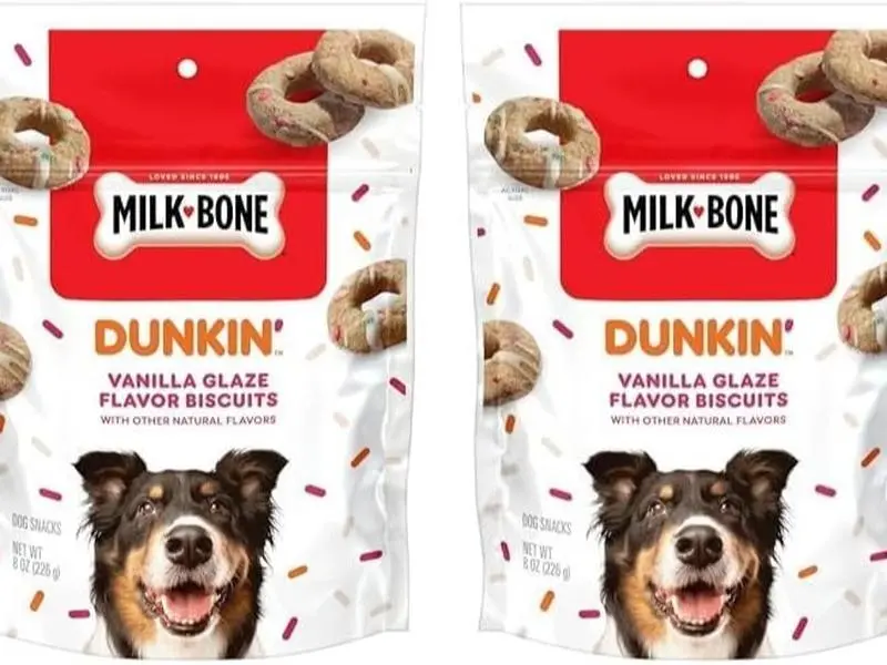Milk-Bone Limited Edition Dunkin' Vanilla Glaze Flavor Biscuit Dog Treats, 8 Ounce (Pack of 2)