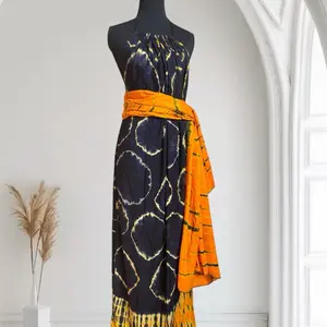 Dera Abaya Muslim Dress Somali Dress Baati with Blue Floral Accents and Leopard Print for Women Sleeveless Elegant and Stylish