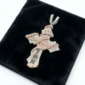 M2-2348 3D Serpent Cross Pendant Sparkling Hip Hop Jewelry for Urban Streetwear Lovers Bold Accessory with Glamorous Finish