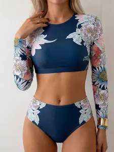 Women's 2-Piece Swimwear Set, Long Sleeve Top with Inner Bra, Stylish Shorts for Beach Relaxation, Rash Guard Swimsuits