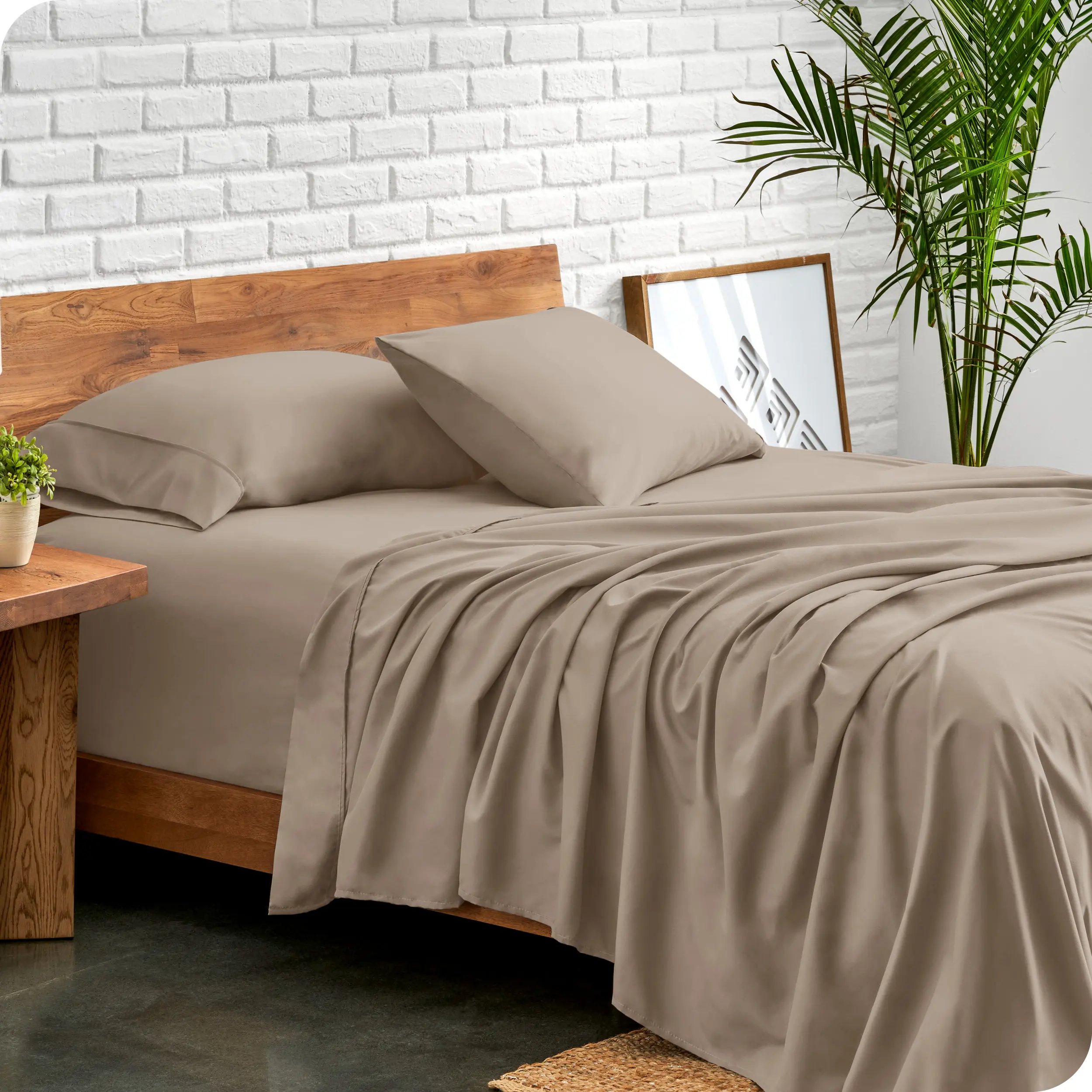 Bare Home Ultra-Soft Brushed Microfiber Bedsheet Sets, Premium Brushed Microfiber Bedding for Bedroom Use