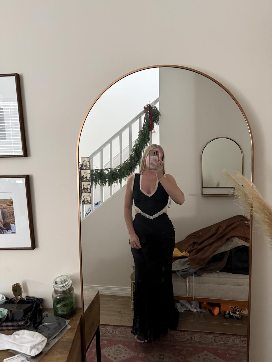 Item: Black / Cream, US 8