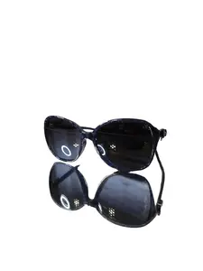 Pre-owned Chanel Blue Oversized Glasses