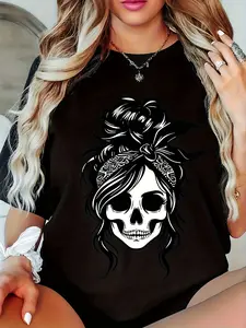 Women'S Plus Size Gothic Skull & Floral Print T-Shirt - Black Stretchy Fabric Round Neck Short Sleeve Top with Skull & Floral Design