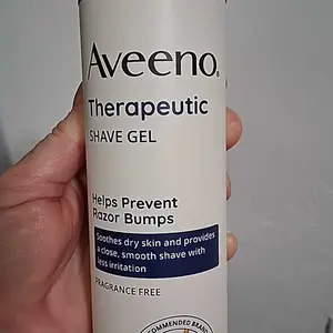 Product Review of Therapeutic Shave Gel with Oat for Dry Skin from A**a