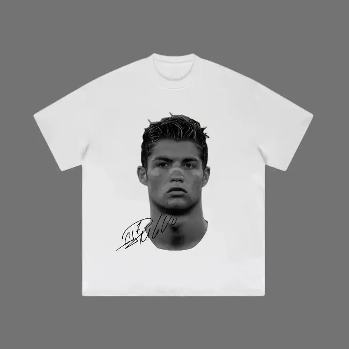 Unisex Boxy Fit Heavyweight Tee Big Head Ronaldo T-Shirt, Ronaldo Vintage Tee, Unisex Soccer Shirt, Sweatshirt, Graphic Tees, Menswear Womenswear Streetwear Streetwear Aesthetic Unisex T-shirts S-5XL