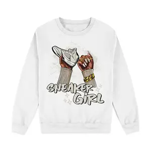 Sneaker Girl Nail Sweatshirt Match  5 Retro SE Sail | Color-Match Design Shirt |Customizable Fit (S-5XL) | Ideal for Matching Your Favorite Sneakers