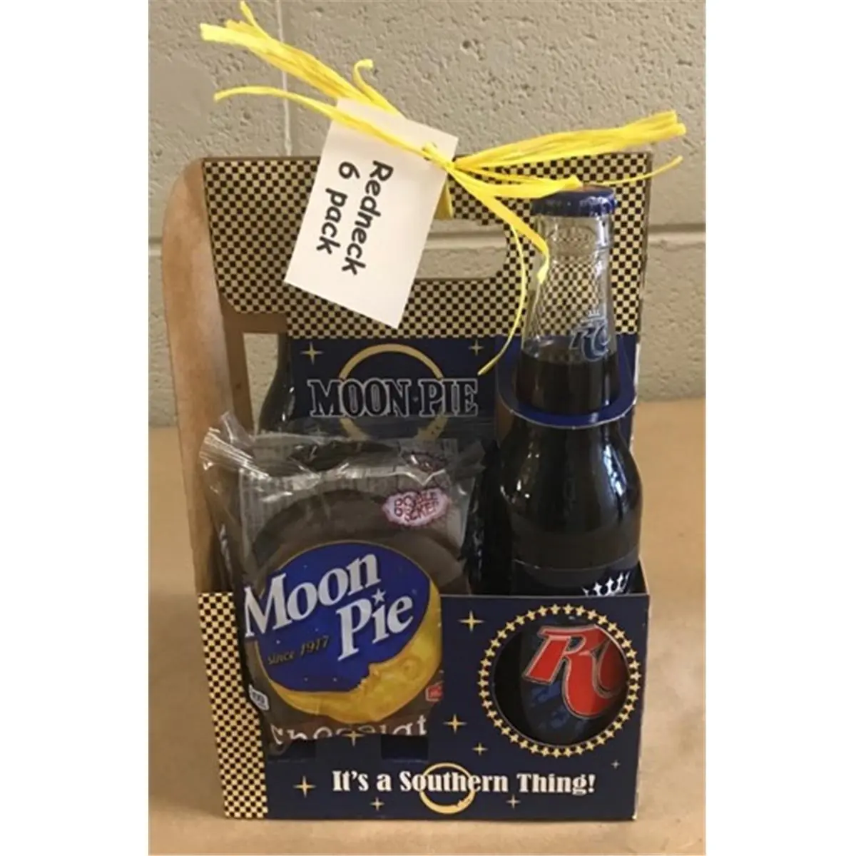 Moon Pie  RC Cola RedNeck Gift Basket, Chocolate, Retro