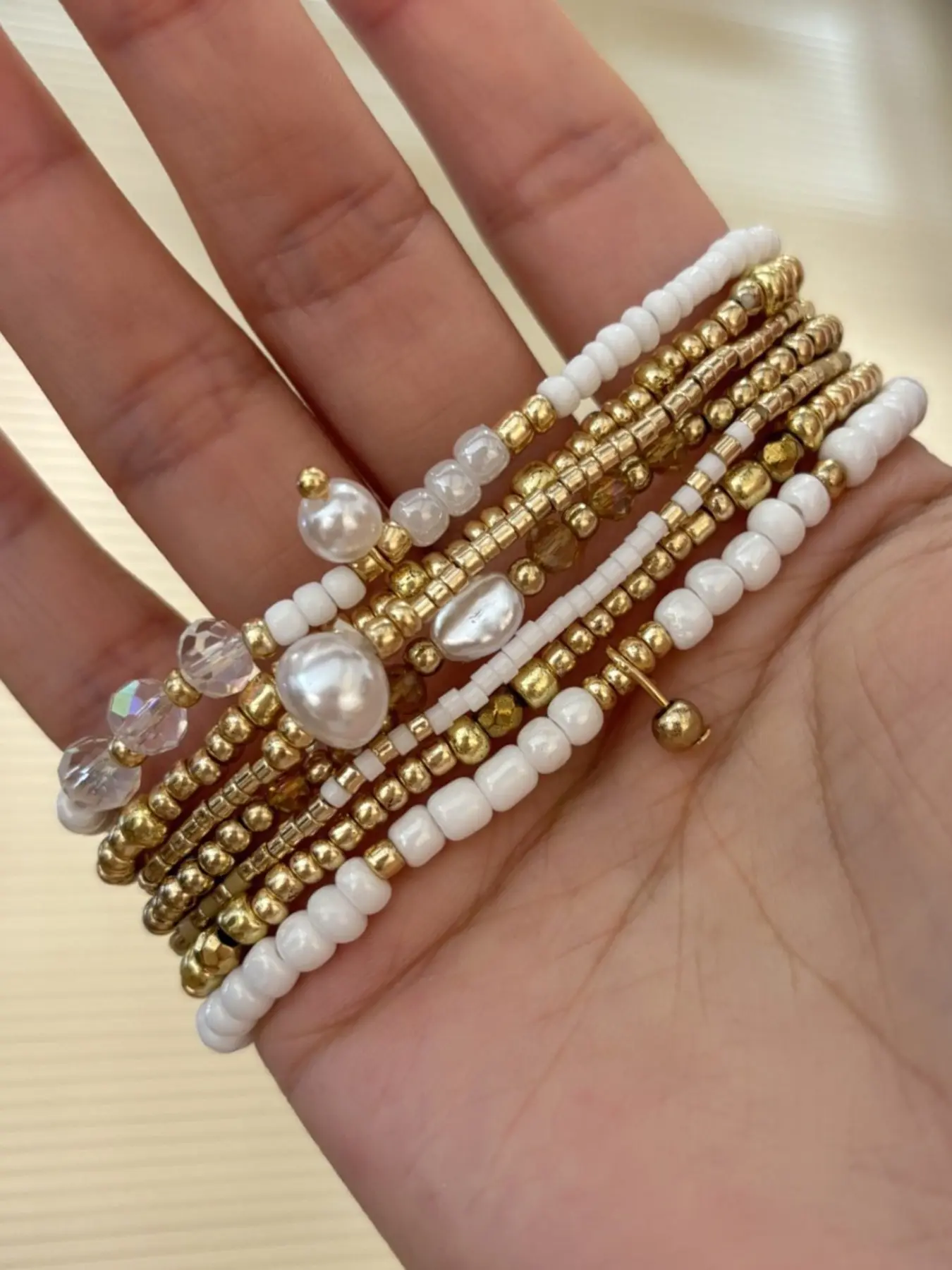 Fashion French Pearl Bracelet Set, Elastic Multi-Layer Stackable Jewelry, 7 Piece Beaded Handwear Collection, Stylish Accessory, Beaded Bracelets