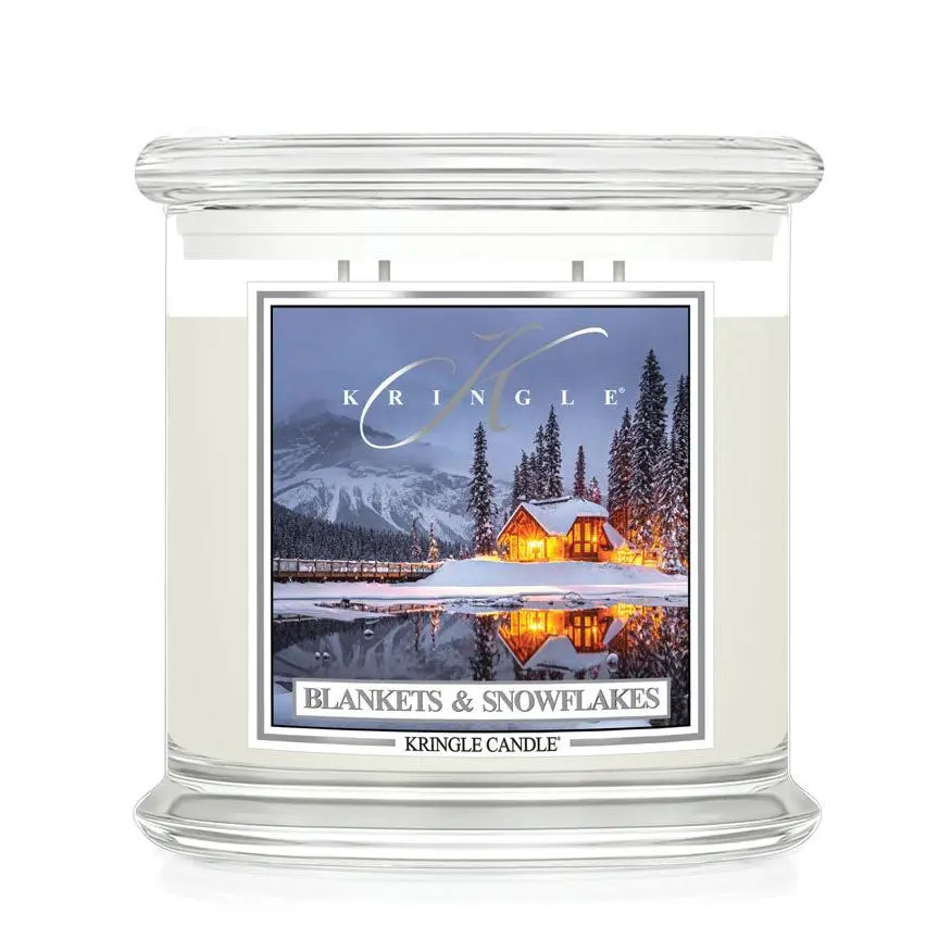 Blankets & Snowflakes XL 4-wick Candle — Cozy Scented Gift for Winter Nights